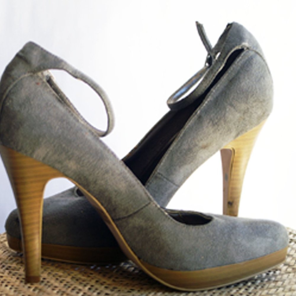 Charlotte RUSSE Gray Platform Heels  US 8
